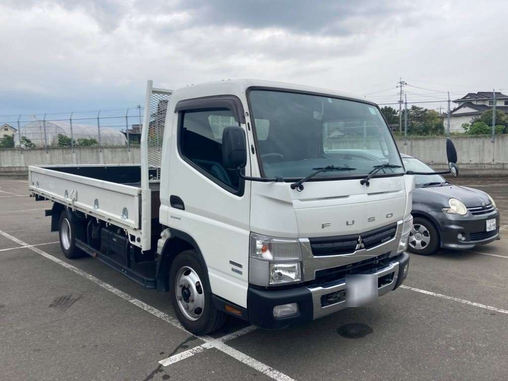 2014 Mitsubishi Fuso Canter FEB50[2]