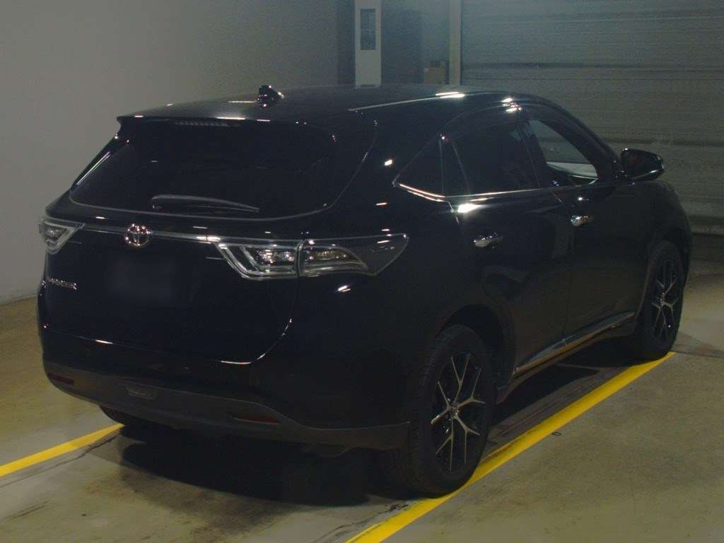 2015 Toyota Harrier ZSU65W[1]