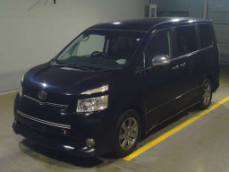 2010 Toyota Voxy