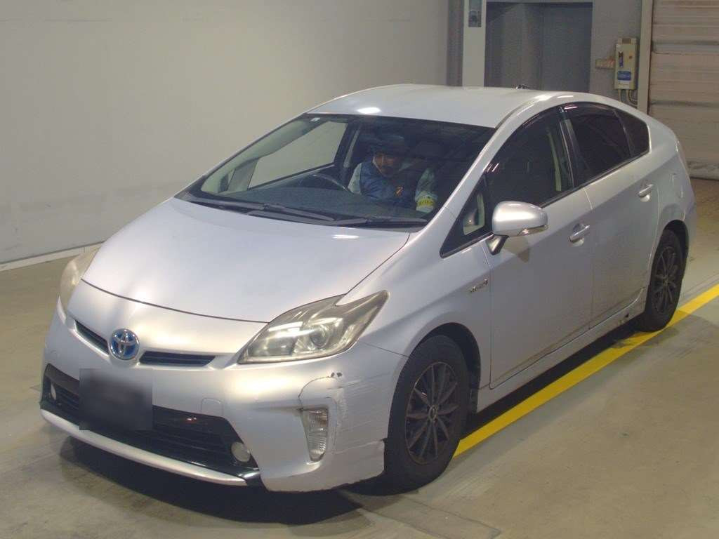 2013 Toyota Prius ZVW30[0]