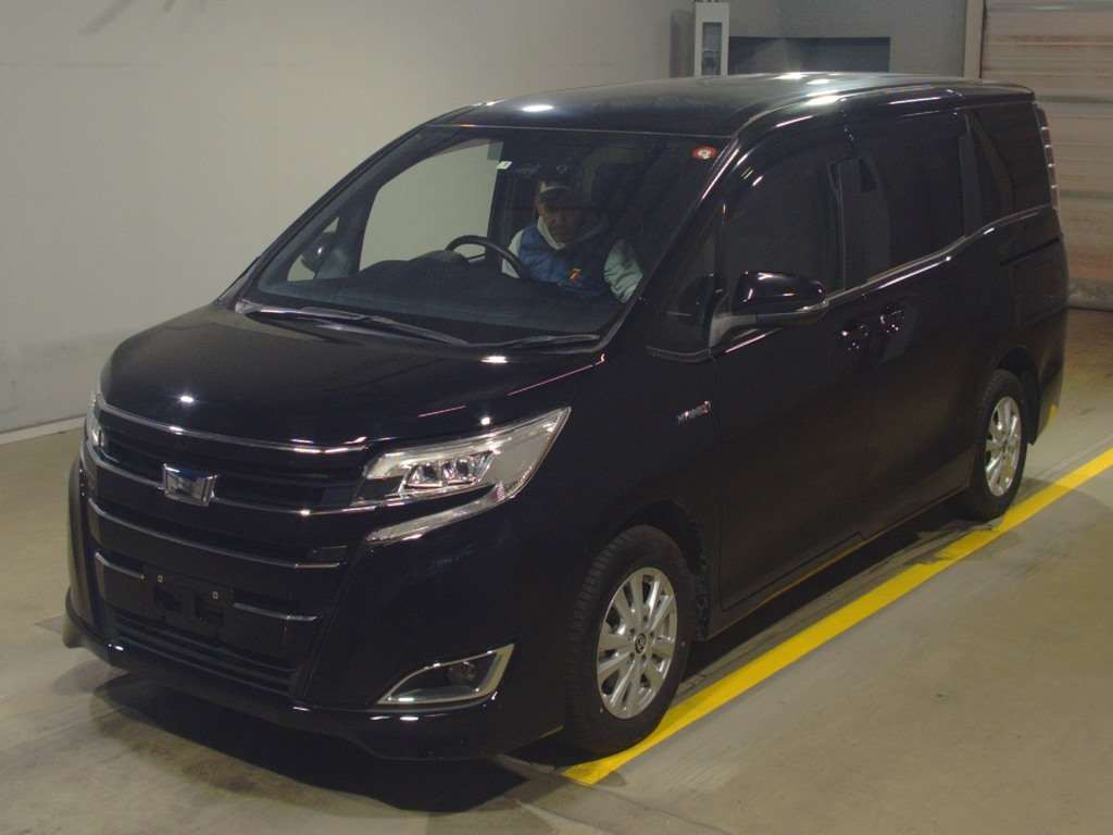 2019 Toyota Noah ZWR80G[0]