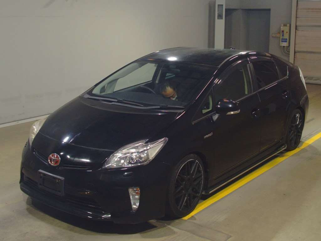 2014 Toyota Prius ZVW30[0]