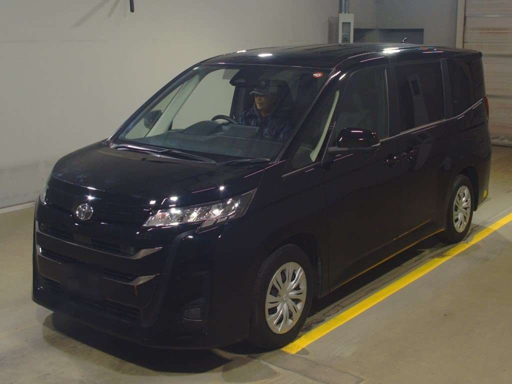 2022 Toyota Noah MZRA90W[0]