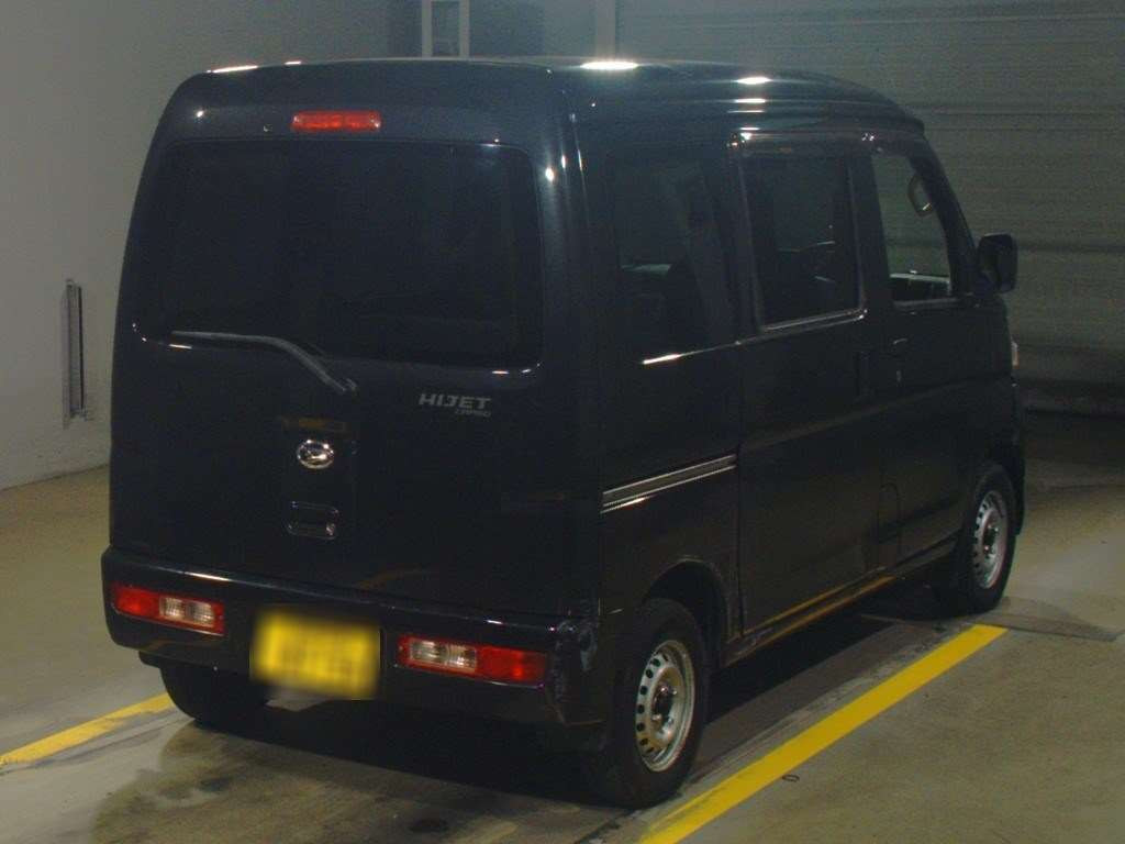 2017 Daihatsu Hijet Cargo S321V[1]