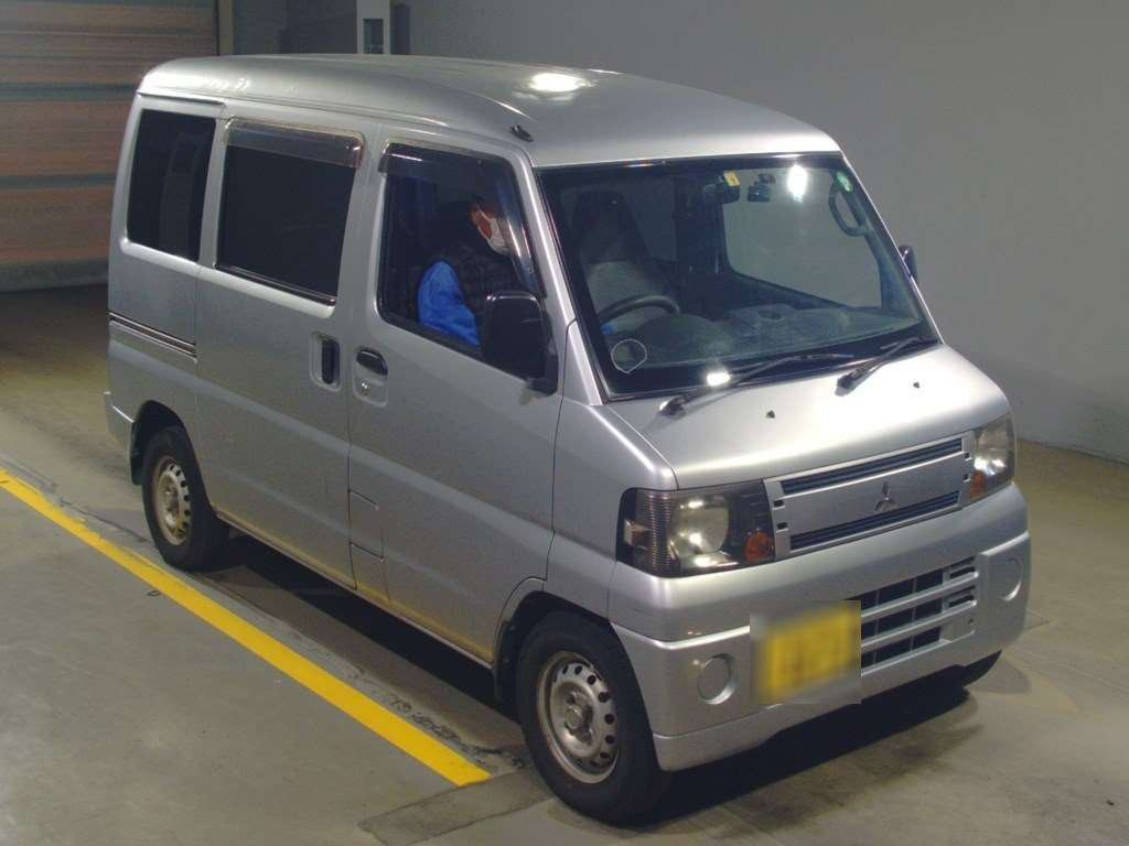 2011 Mitsubishi Minicab Van U61V[2]