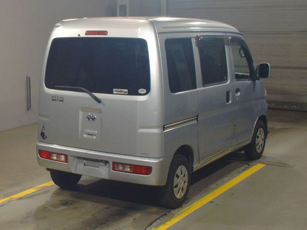 2012 Toyota Pixis Van S321M[1]