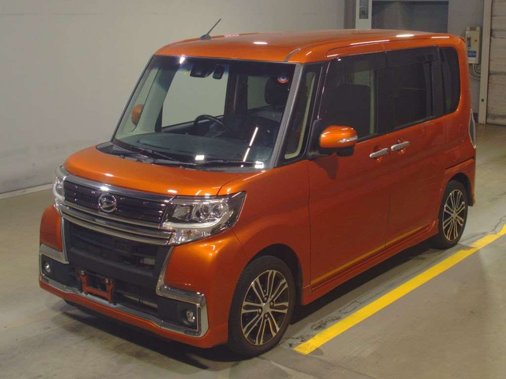 2015 Daihatsu Tanto Custom LA600S[0]