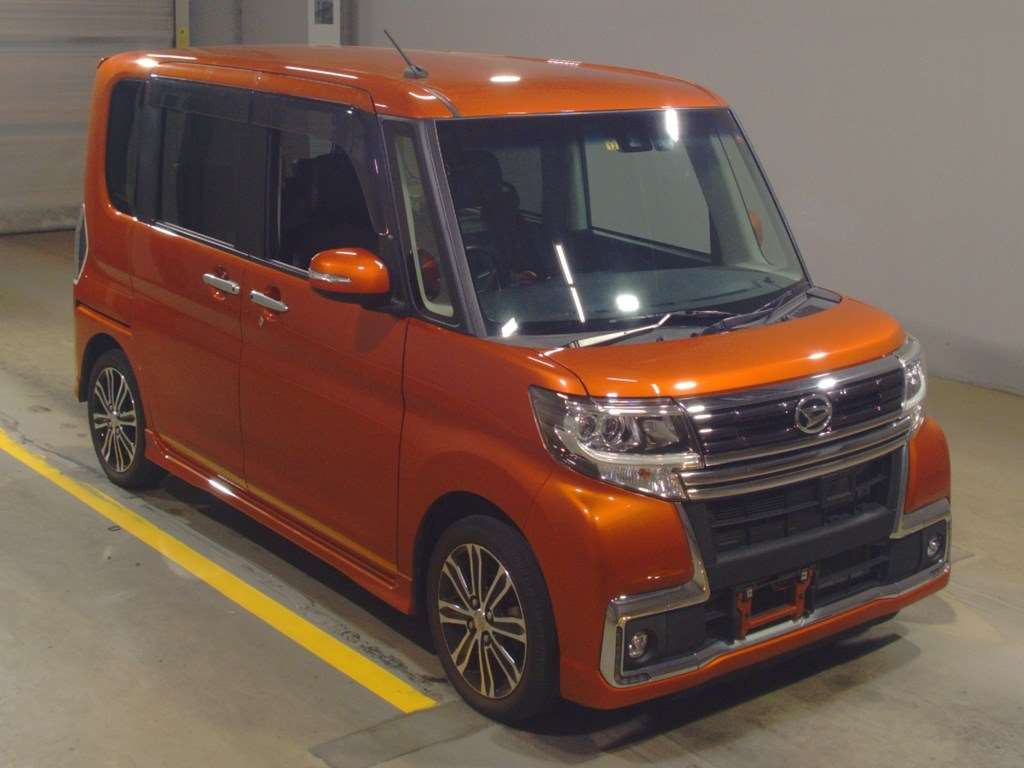 2015 Daihatsu Tanto Custom LA600S[2]