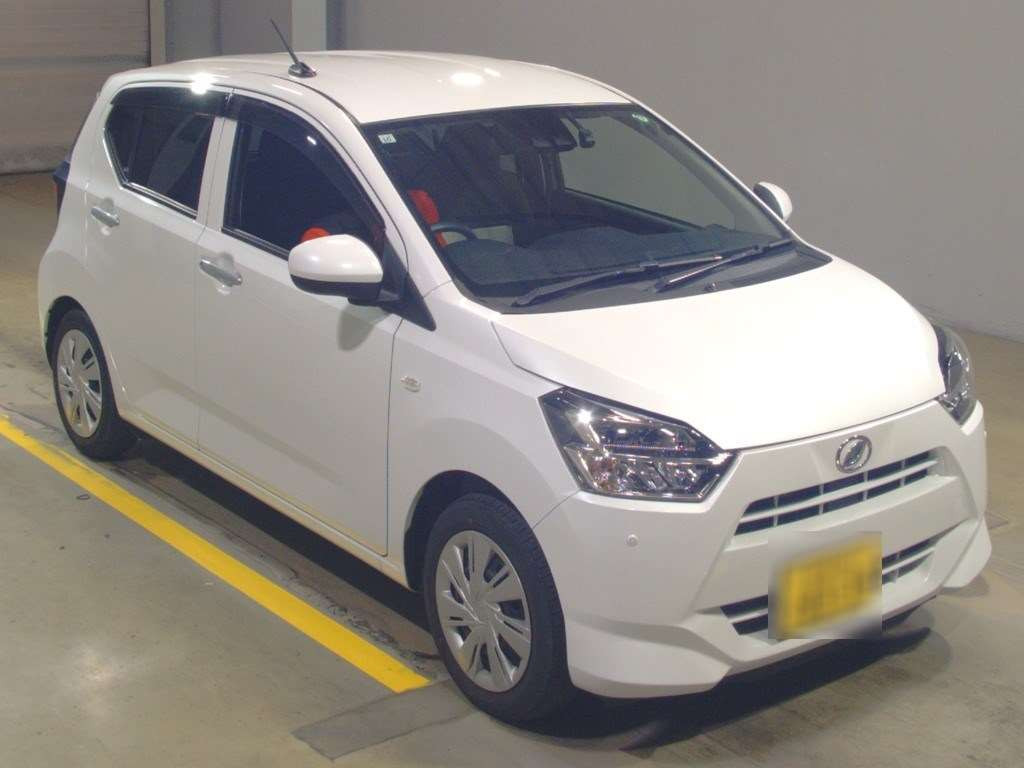 2022 Daihatsu Mira es LA350S[2]