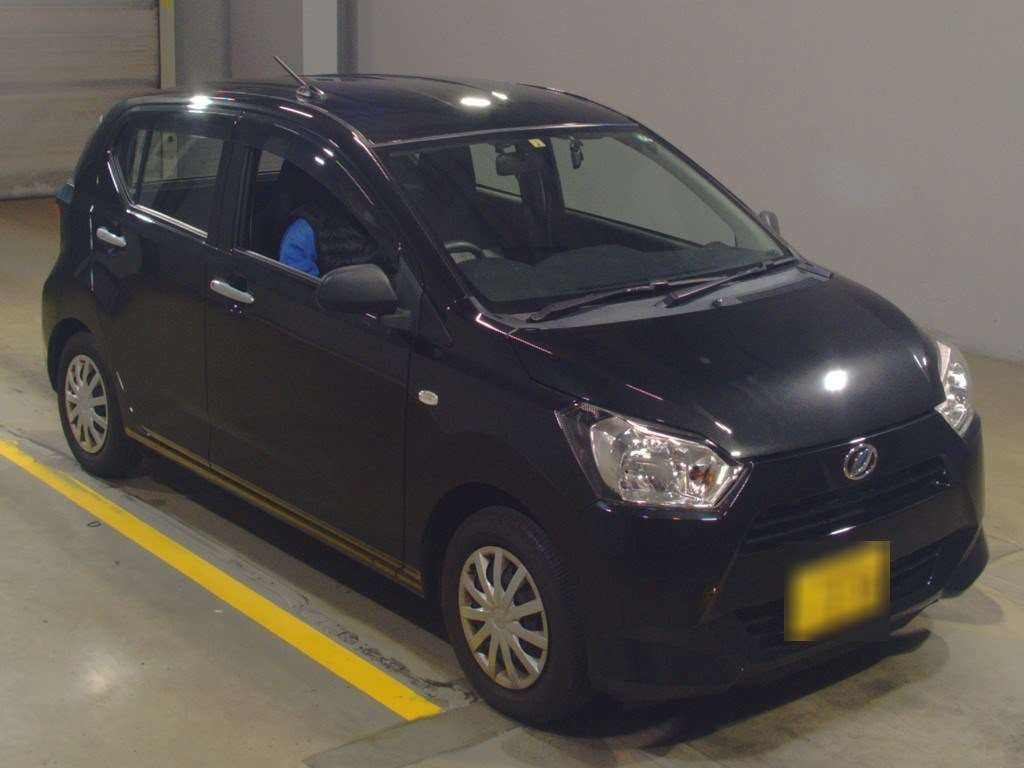 2022 Daihatsu Mira es LA350S[2]