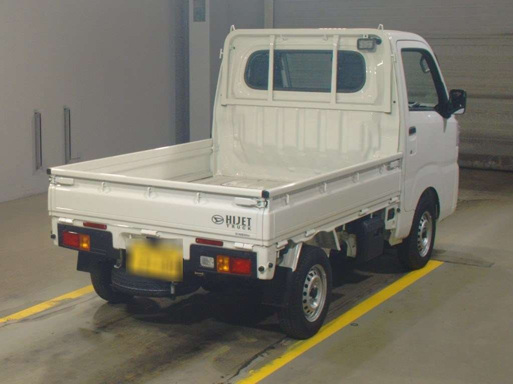 2024 Daihatsu Hijet Truck S510P[1]