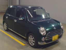 2004 Daihatsu Miragino