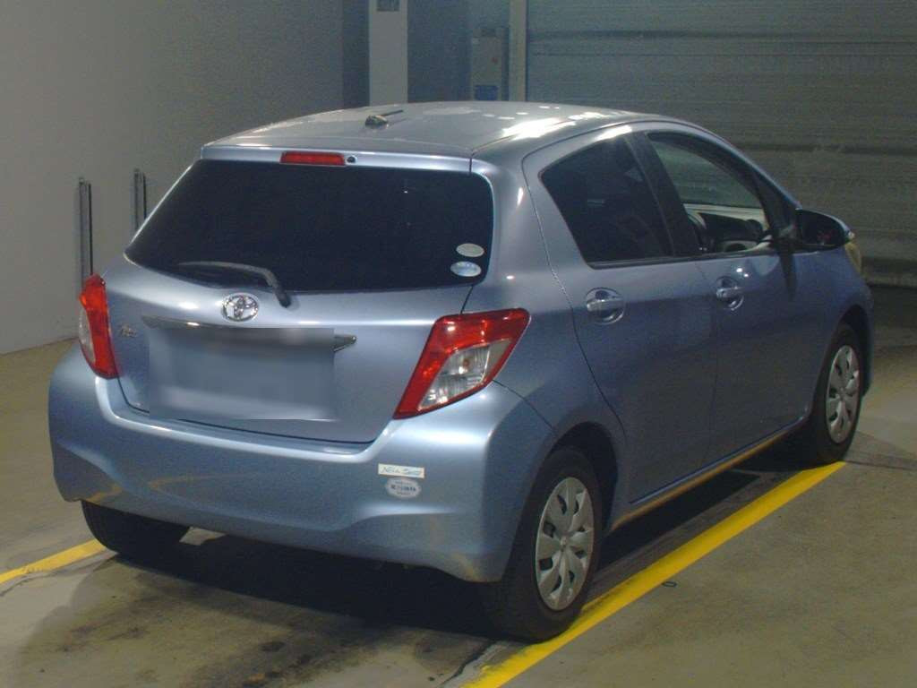 2012 Toyota Vitz KSP130[1]