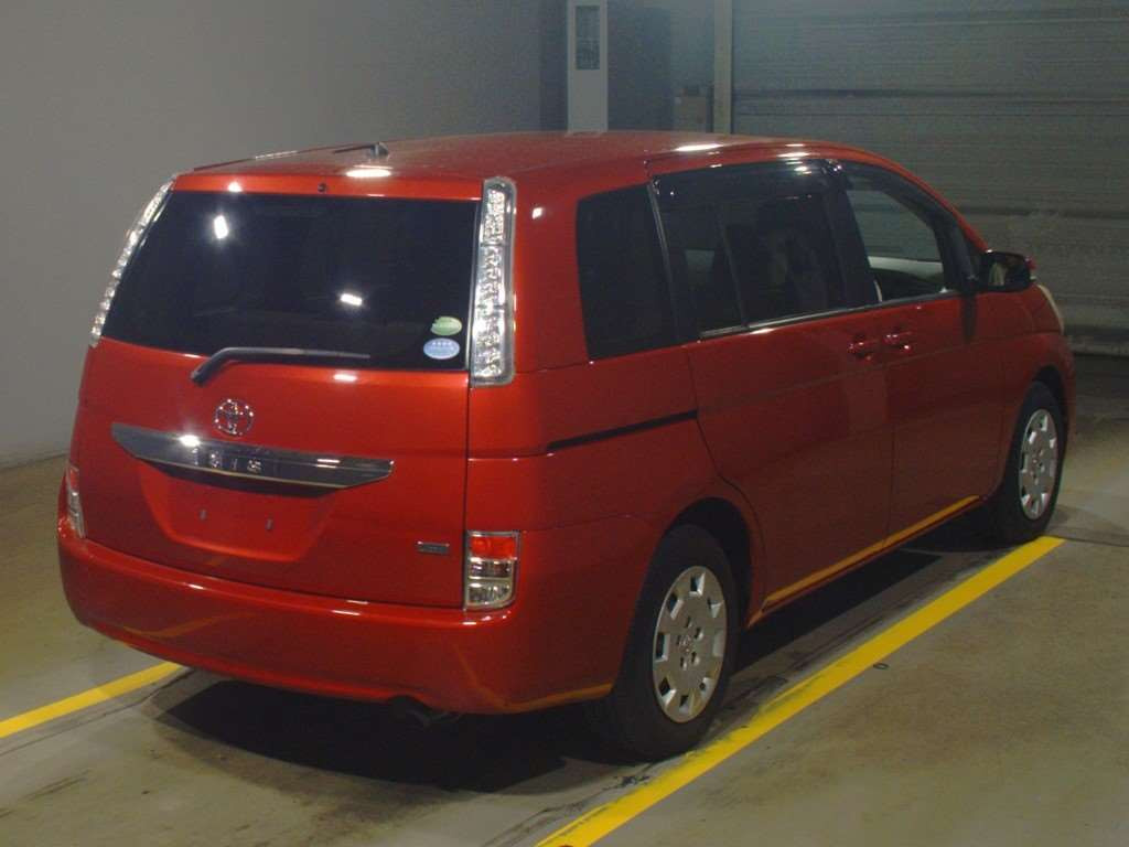 2012 Toyota Isis ZGM10G[1]