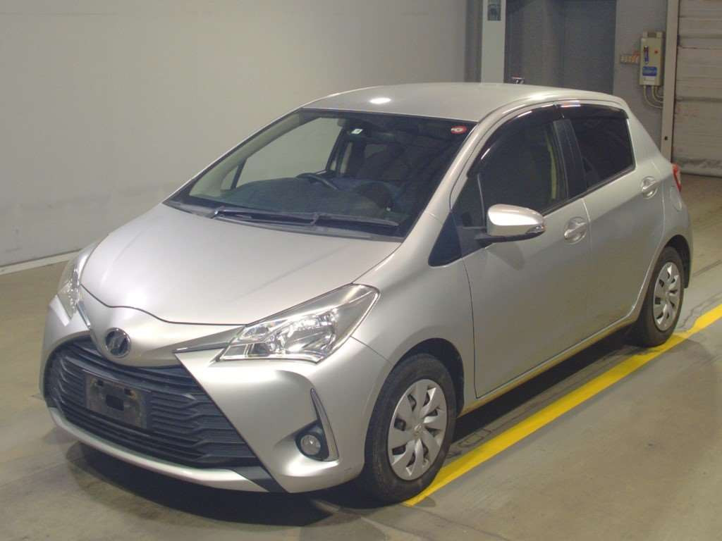 2017 Toyota Vitz KSP130[0]