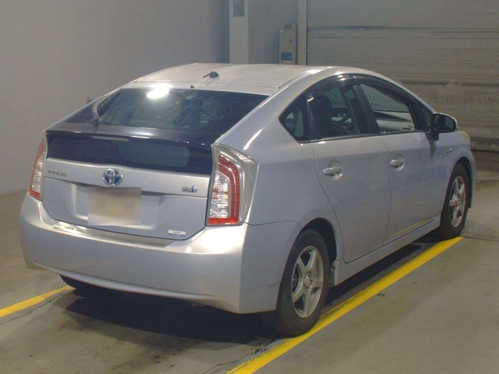 2012 Toyota Prius ZVW30[1]