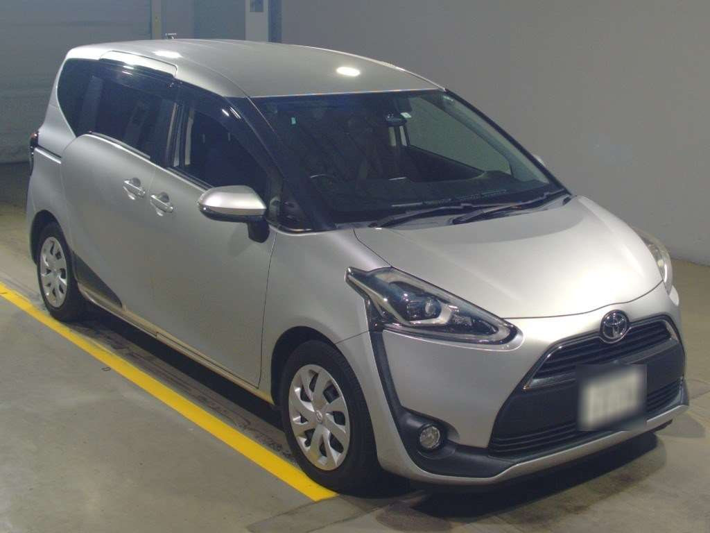 2016 Toyota Sienta NSP170G[2]