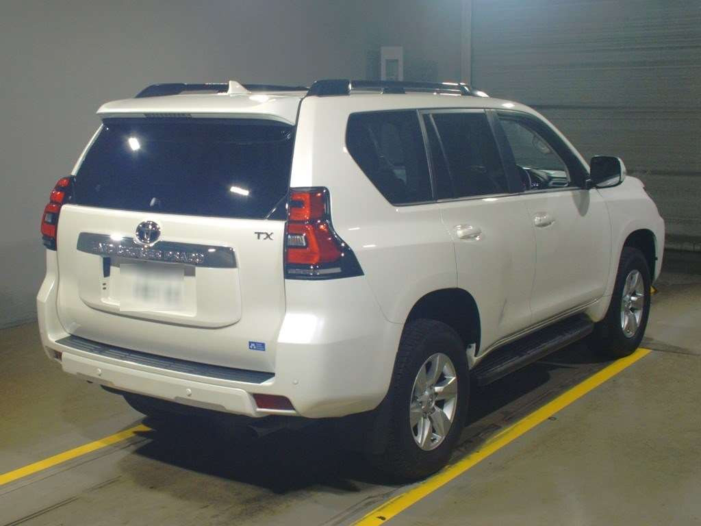 2022 Toyota Land Cruiser Prado TRJ150W[1]