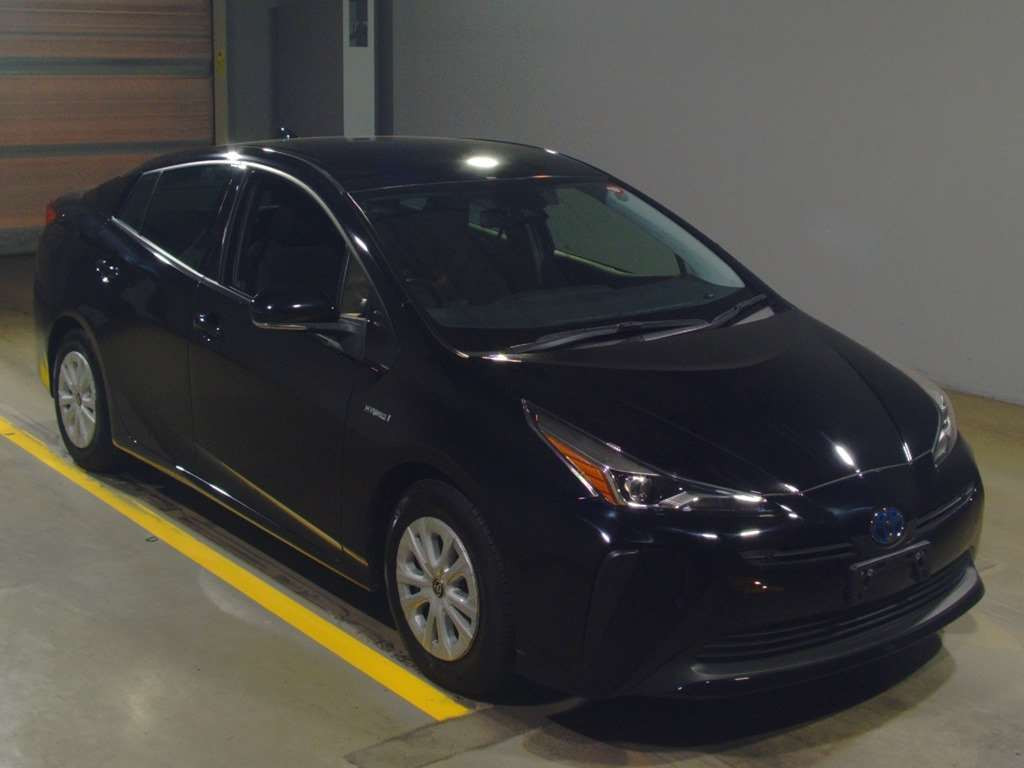 2019 Toyota Prius ZVW51[2]