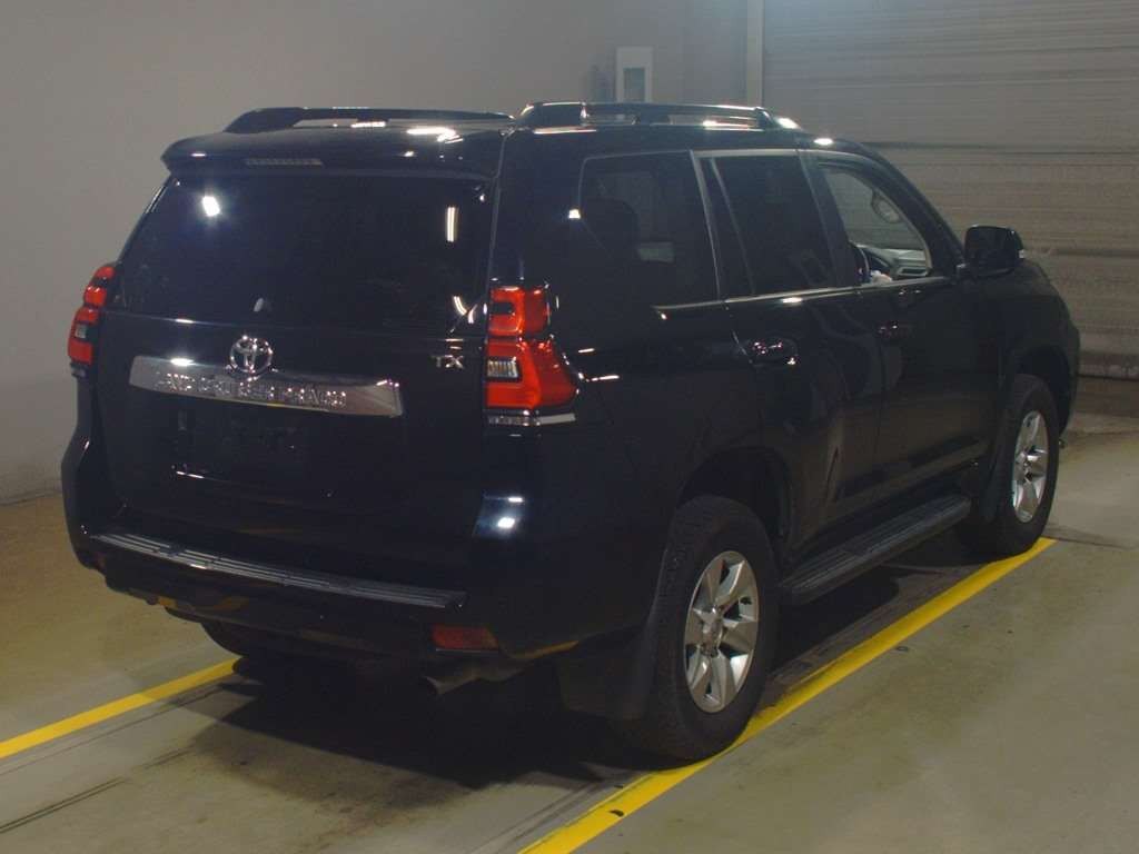 2021 Toyota Land Cruiser Prado TRJ150W[1]