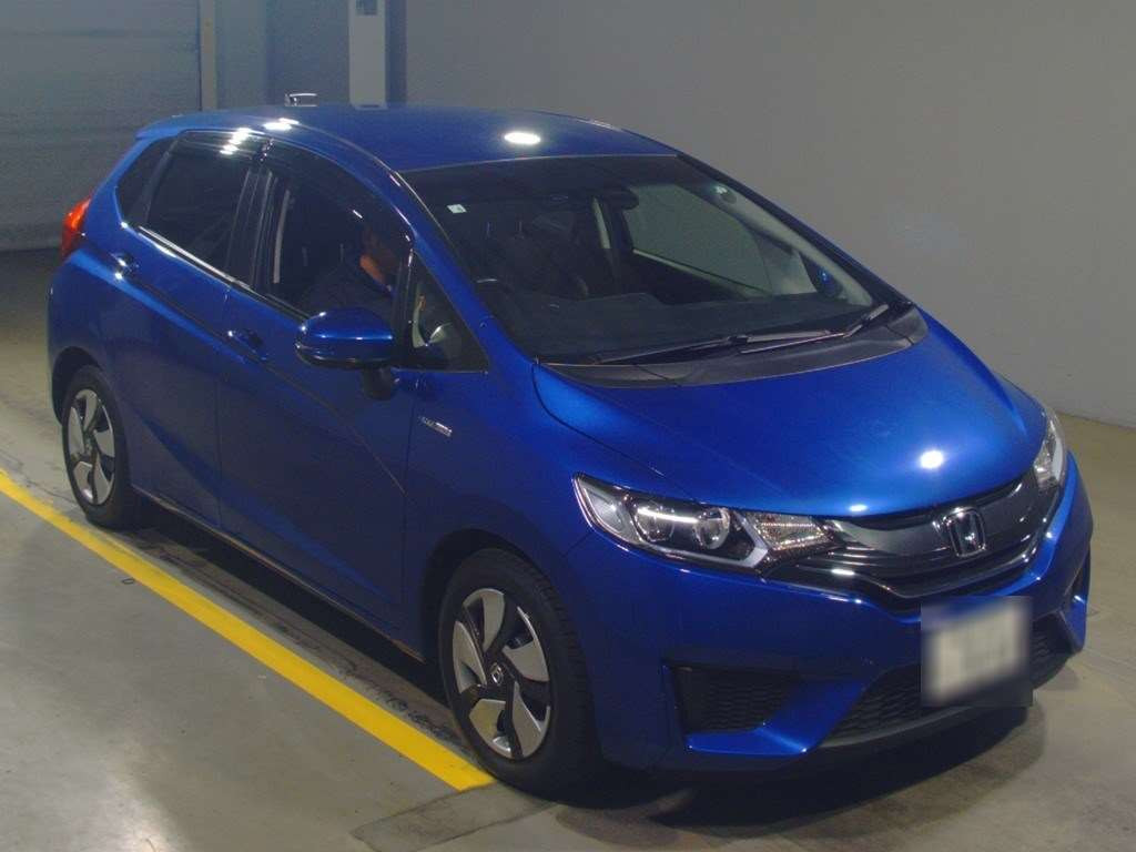 2014 Honda Fit Hybrid GP5[2]