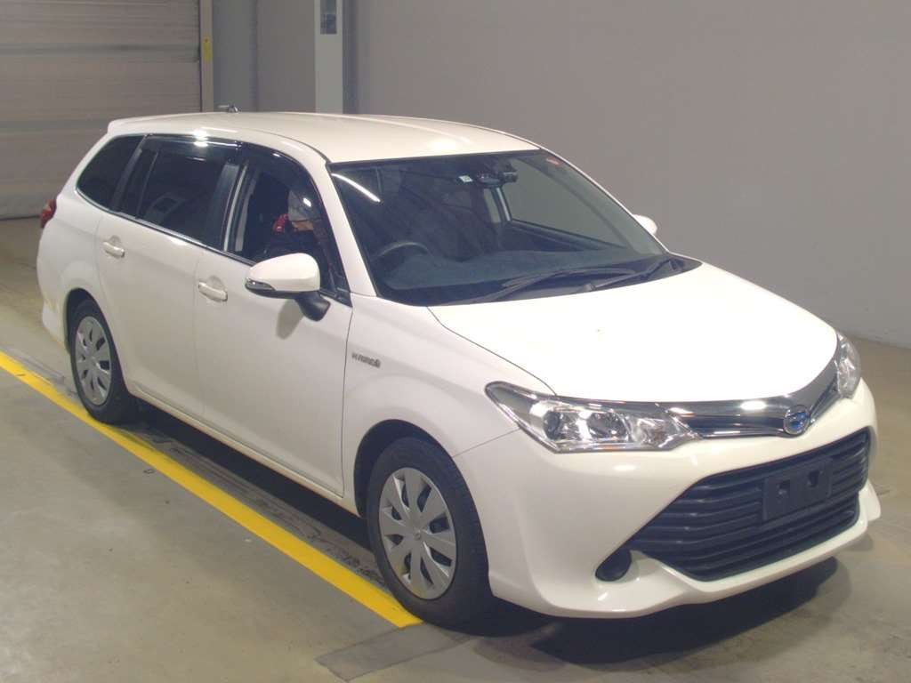 2017 Toyota Corolla Fielder NKE165G[2]