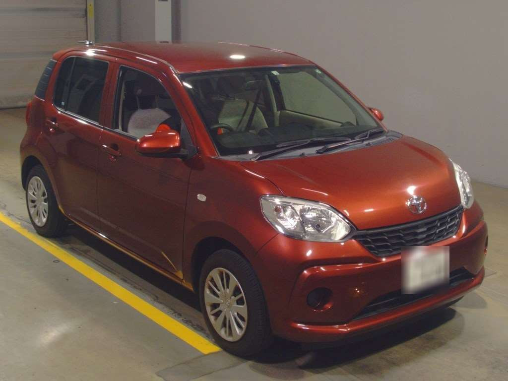 2017 Toyota Passo M700A[2]