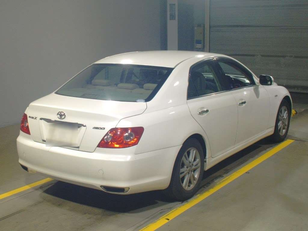 2005 Toyota Mark X GRX120[1]