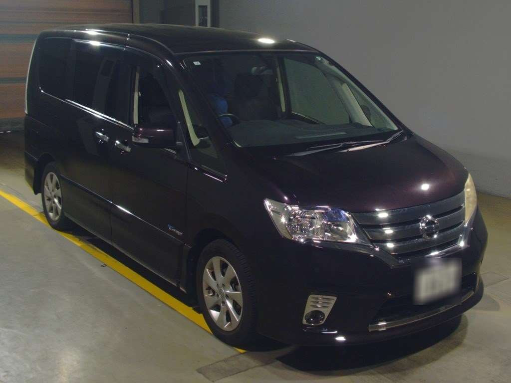 2013 Nissan Serena HFC26[2]