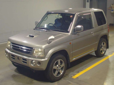 2005 Mitsubishi Pajero Mini