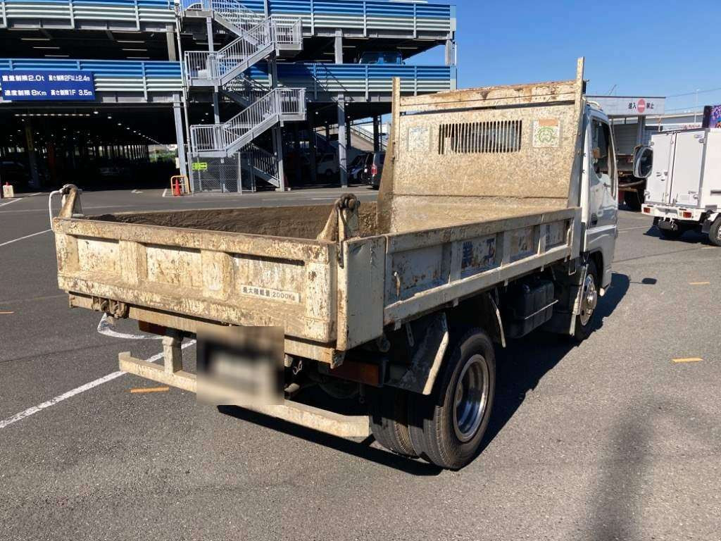 2004 Mitsubishi Fuso Canter FE71CBD[1]