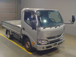 2020 Toyota Dyna Truck