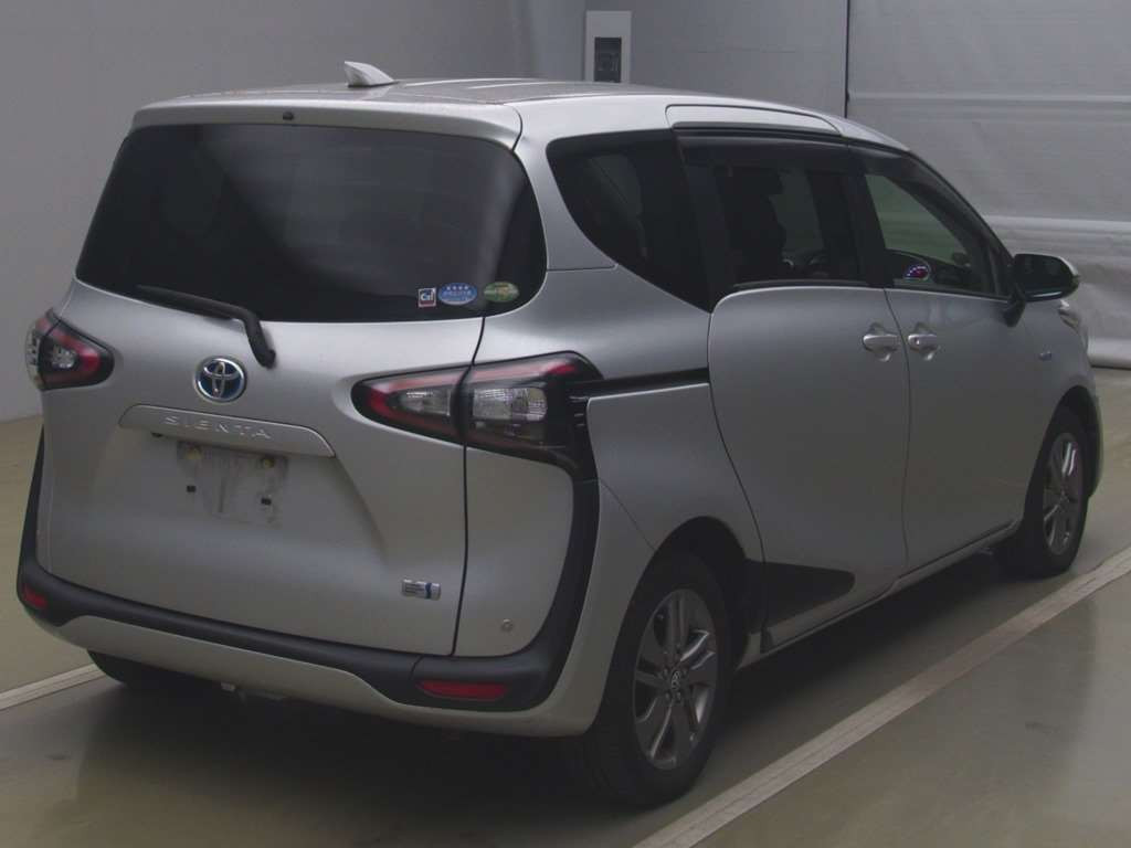 2015 Toyota Sienta NHP170G[1]