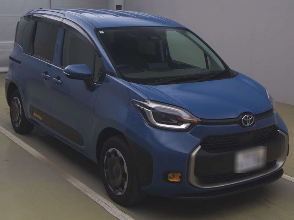 2023 Toyota Sienta MXPL15G[2]