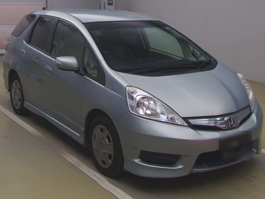 2011 Honda Fit Shuttle Hybrid GP2[2]