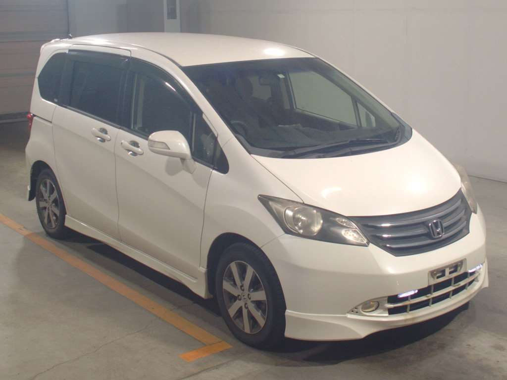 2010 Honda Freed GB3[2]