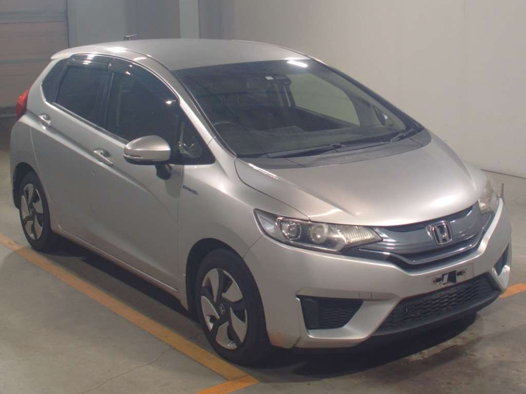 2014 Honda Fit Hybrid GP5[2]