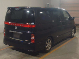 2004 Nissan Elgrand