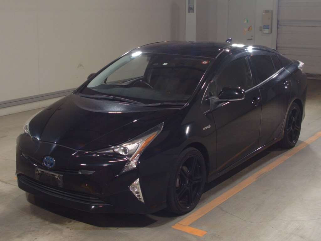 2017 Toyota Prius ZVW50[0]