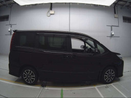 2014 Toyota Noah