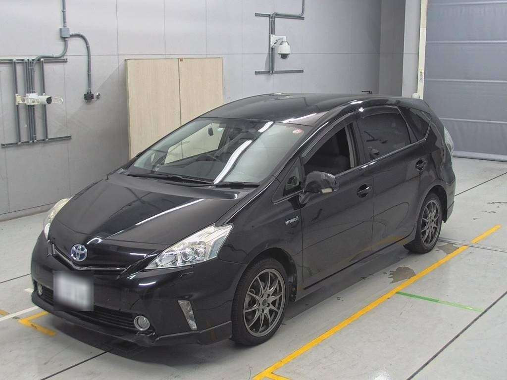 2016 Toyota Prius alpha ZVW41W[0]