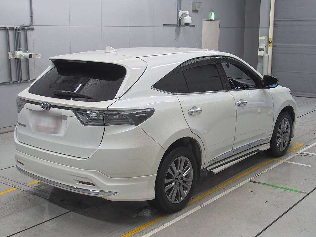 2015 Toyota Harrier ZSU60W[1]