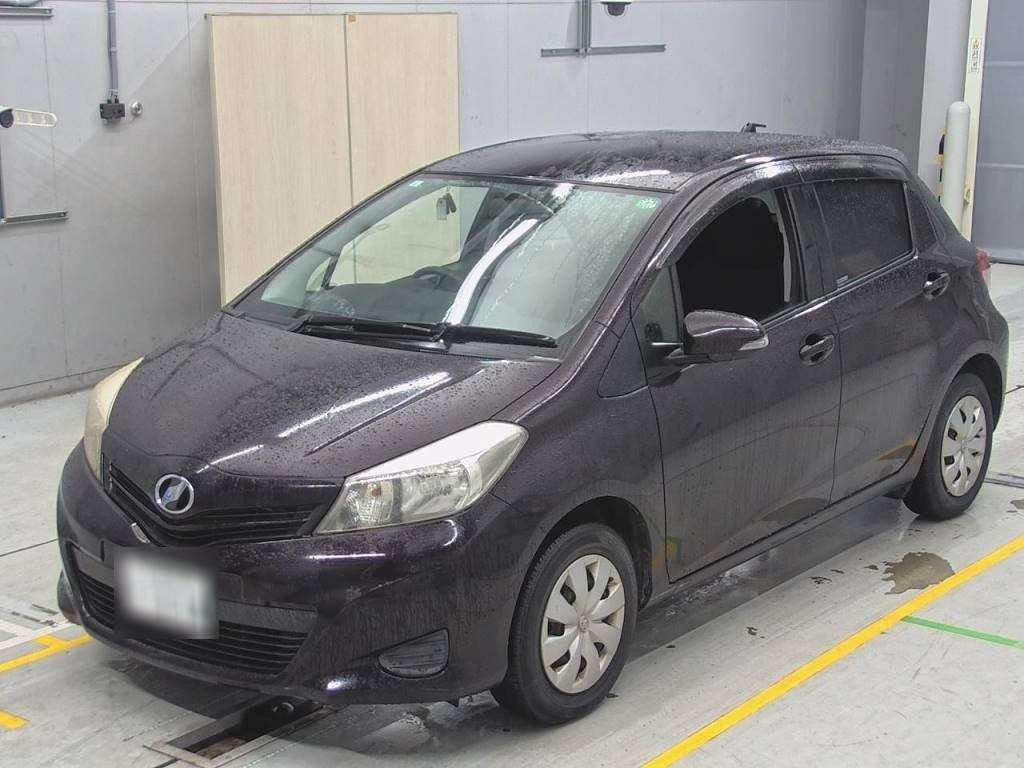 2013 Toyota Vitz NSP130[0]