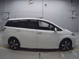 2015 Toyota Wish