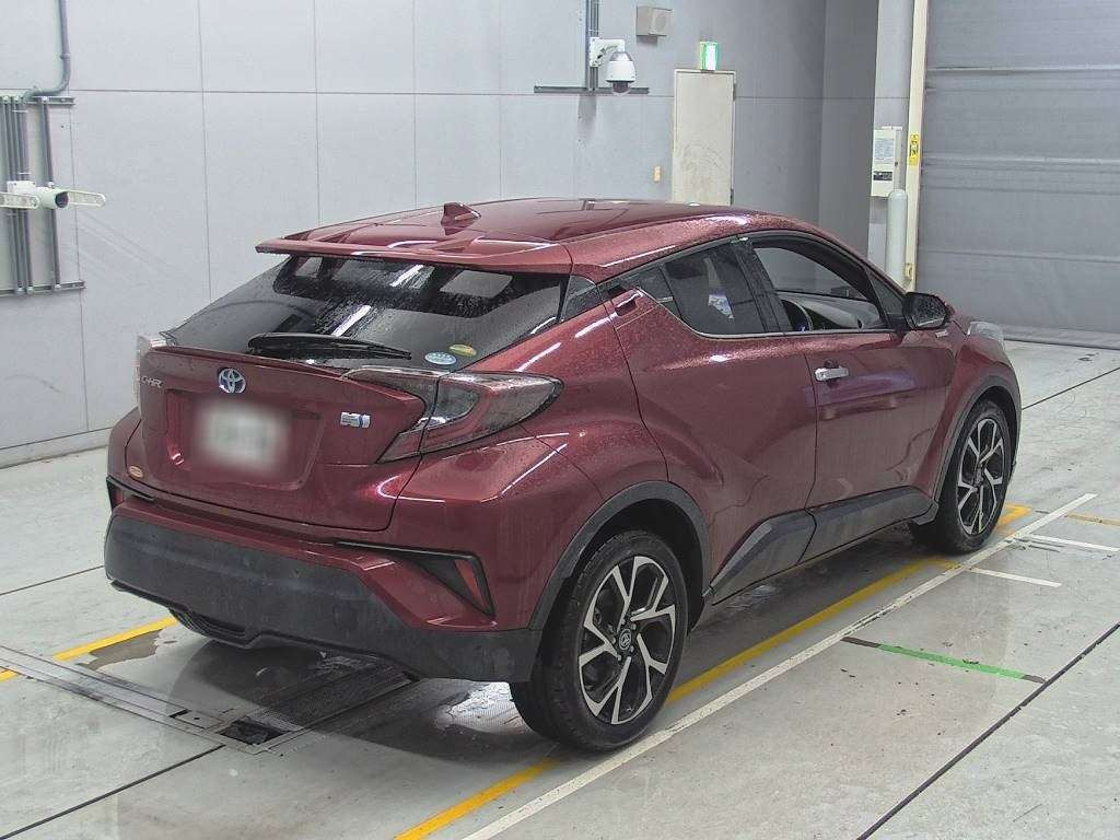 2018 Toyota C-HR ZYX10[1]