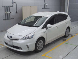 2014 Toyota Prius alpha