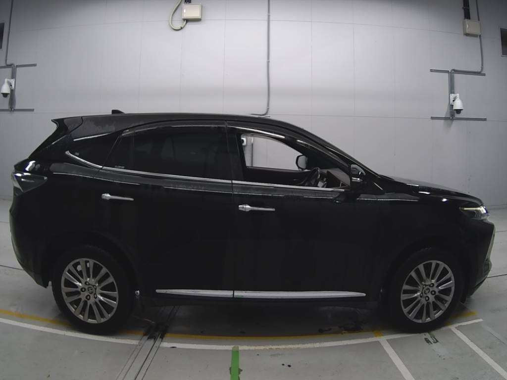 2014 Toyota Harrier ZSU60W[2]