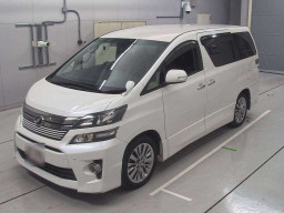 2013 Toyota Vellfire