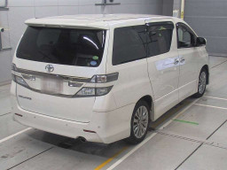 2013 Toyota Vellfire