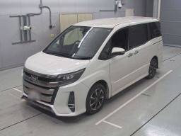 2018 Toyota Noah